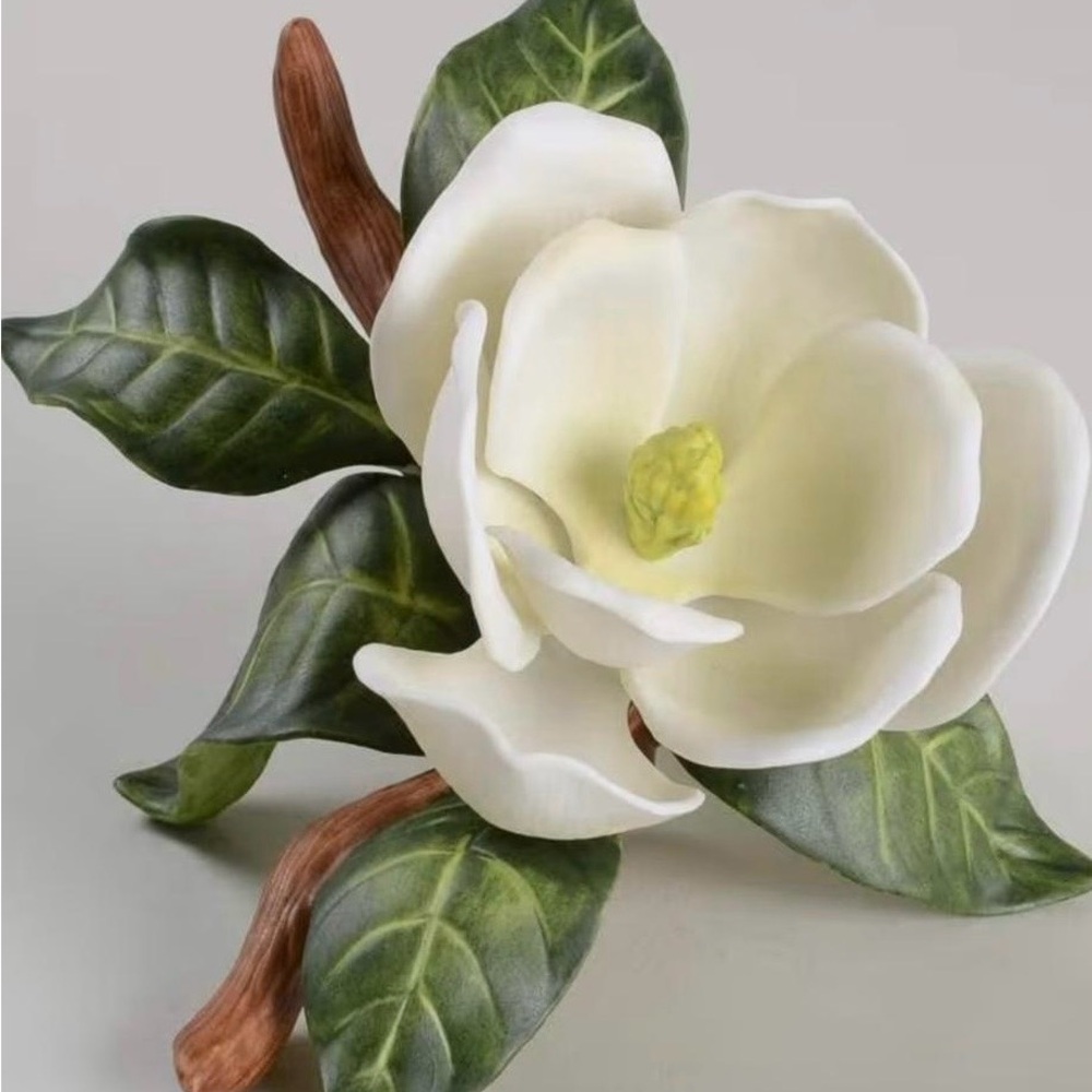 Lenox Garden Flowers Magnolia  No Box